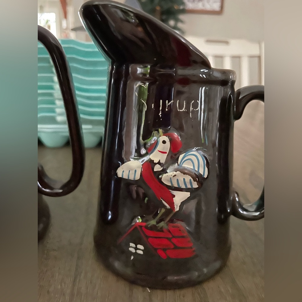 Chicken decor syrup